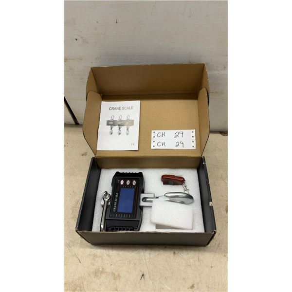 Crane Scale with Remote, Manual, & Box; 1000kg/2000lb Capacity