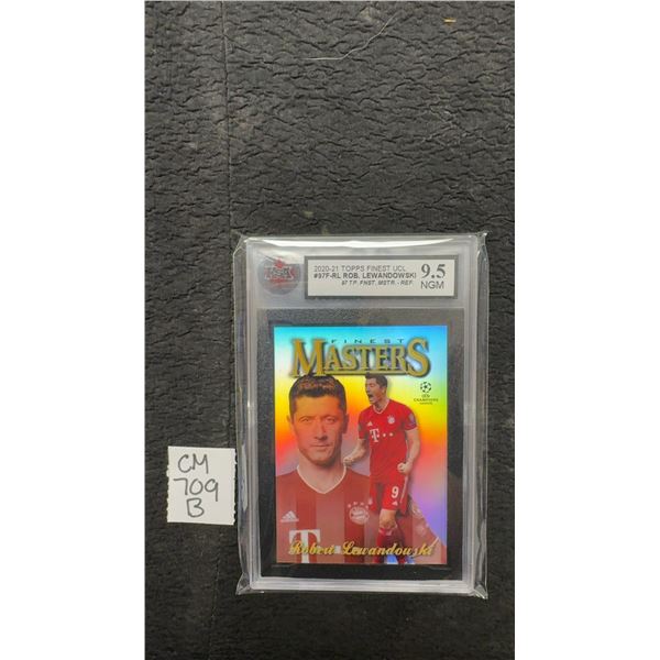 Graded Robert Lewandowski Insert Refractors Soccer Card