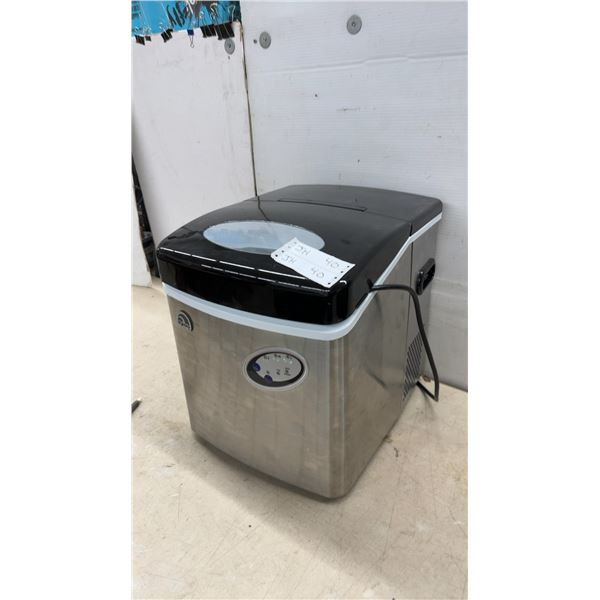 Igloo ICE115-SS Ice Maker, 115V AC 60 Hz 1 Ph, 2.1A Production, 3.2A Storage