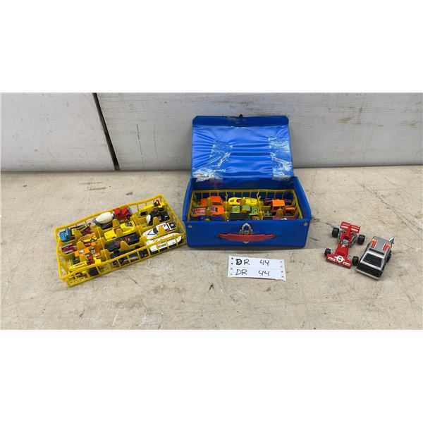 Vintage Hot Wheels & Matchbox Die-Cast Car Collection w/ Carrying Cases