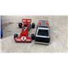 Image 4 : Vintage Hot Wheels & Matchbox Die-Cast Car Collection w/ Carrying Cases