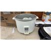 Image 5 : Hamilton Beach Indoor/Outdoor Grill, Panasonic Rice Cooker, Peeler and More