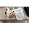 Image 6 : Hamilton Beach Indoor/Outdoor Grill, Panasonic Rice Cooker, Peeler and More