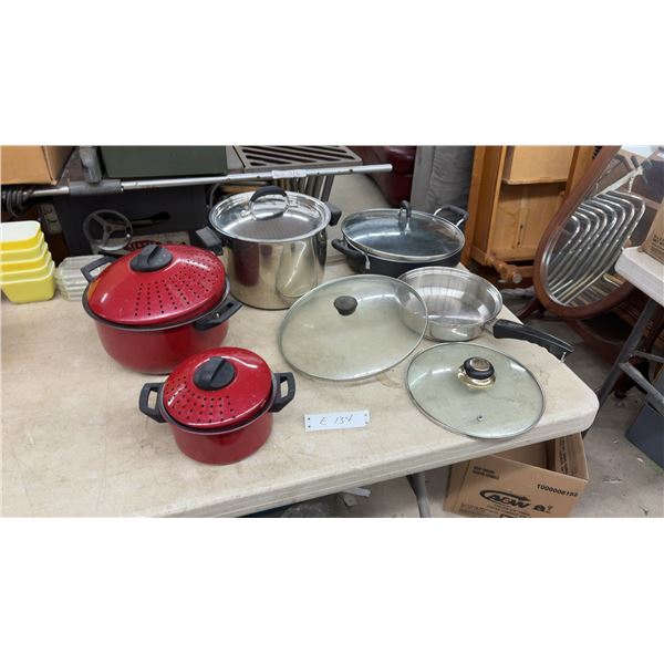 Lot of Assorted Cookware Including Red Pasta Pots with Strainer Lids, Stockpot, Skillet and More