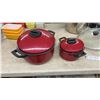 Image 2 : Lot of Assorted Cookware Including Red Pasta Pots with Strainer Lids, Stockpot, Skillet and More