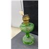 Image 5 : Aladdin Washington Drape Style B-54 Green Beta Crystal Kerosene Lamp, Model B Burner, 1941-1942