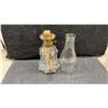 Image 9 : Antique Clear Glass Kerosene Oil Lamps, Two Table Lamps and Two Finger Lamps