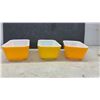 Image 2 : Vintage Pyrex Glass Refrigerator Dishes in Yellow, No Lids and Red with Lids, Some Have Small Chips