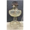 Image 4 : Pair of Vintage Aladdin Model 91 Kerosene Mantle Lamps With Clear Glass Bases and Chimneys