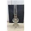 Image 6 : Pair of Vintage Aladdin Model 91 Kerosene Mantle Lamps With Clear Glass Bases and Chimneys