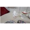 Image 5 : Assorted Porcelain Teaware with Floral Patterns and Gold Trim, Teapots, Plates and More Chintz
