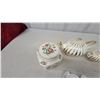Image 4 : Lefton China Gold Stripe Tea Set, Floral Ginger Jar, Leaf Trinket Dishes and More Sadler