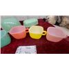 Image 7 : Fire-King Jadeite Swirl Mixing Bowl, Refrigerator Dish and Pastel Melamine Cups and More