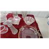Image 5 : Vintage Cut Crystal and Decorative Glass Collection, Vases, Bowls, Gold Accents and More