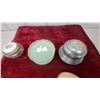 Image 2 : Vintage Vanity Collection: Floral Trinket Boxes, Frosted Glass Powder Jars and More