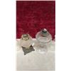 Image 9 : Two Antique Victorian Oil Lamps with Frosted Font, Cast Metal Base, and Clear Glass Goblet Base