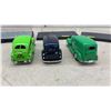 Image 4 : Three 1:18 Scale Die-Cast Ford Sedan Delivery Models, 1940 and 1937, with Display Cases