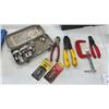 Image 5 : Sockets 1/4" and 3/8" Drive, Screwdrivers, Files, Planers, Drill Bits, Saw Blade, Toolbox and More
