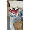 Image 4 : Weather Shield Heavy Duty Foam Tape Weatherstripping 1/2 x 1 x 15"', Steel Wool, Twine