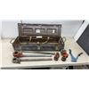 Image 1 : Ridgid Manual Pipe Threading Set with Die Stocks, Assorted Die Heads and Metal Storage Box