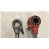 Image 6 : Ridgid Manual Pipe Threading Set with Die Stocks, Assorted Die Heads and Metal Storage Box