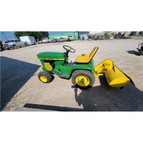 John Deere 112 Garden Tractor With Rear-Mounted Rototiller, Mower Deck. Vintage 70s New Battery Runn