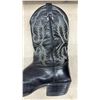 Image 5 : Pair of Black Leather Western Cowboy Boots with Silver Stitching, Sz 8.5
