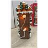 Image 6 : Illuminated Multi-Tiered Gingerbread Tree House Christmas Decoration With Santa and More