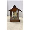 Image 7 : St. Gallen Wooden Mantel Clock with Animated Figures and Elvis Presley Quartz Wall Clock