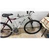 Image 10 : CCM Equator 21-Speed Hardtail Mountain Bike with Front Suspension, 26"