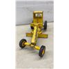 Image 4 : Vintage Marx Lumar Power Grader, Pressed Steel Toy, Tractor