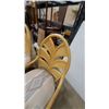 Image 9 : Vintage Rattan and Glass Dining Table With Six Fan-Back Chairs, Tropical Style, Circa 1970s-1980s