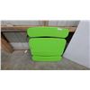 Image 2 : Lifetime Children's Folding Picnic Table with Integrated Benches, Green Plastic Top