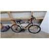 Image 1 : Discover Nitro 26" Hardtail Mountain Bike with Outfox 26 Suspension Fork