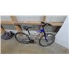 Image 1 : Trek 820 Mountain Bike, Blue and Silver Frame with Front Suspension and Knobby Tires 26"