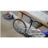 Image 6 : Trek 820 Mountain Bike, Blue and Silver Frame with Front Suspension and Knobby Tires 26"