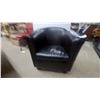 Image 4 : Espresso Faux Leather Accent Barrel Tub Chair