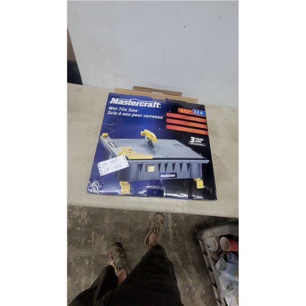 Mastercraft 4 1/2" 3.5 Amp Wet Tile Saw Used Just in Box