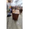 Image 5 : Antique Mission Style Quarter-Sawn Oak Sideboard with Mirror Hutch Top 54 x 54 x 22"