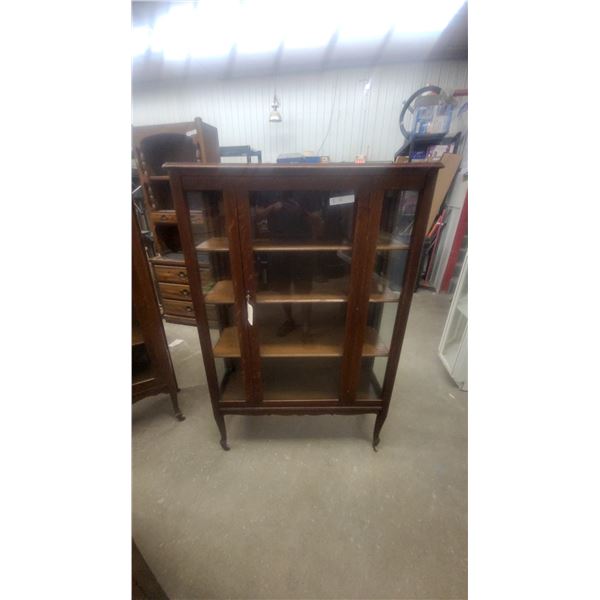 Antique Early 20th Century Quarter-Sawn Oak Glass Door Display Cabinet with Casters 58 x 37 x 13"
