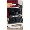 Image 6 : Frying Pans, Mixing Bowls, Black & Decker Rice Cooker, BraunYogurt Maker and More