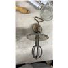 Image 10 : Universal No. 110 Coffee Mill, Washboard, Nut Choppers, Rolling Pins, Egg Beaters and More
