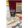 Image 2 : Universal No. 110 Coffee Mill, Washboard, Nut Choppers, Rolling Pins, Egg Beaters and More