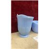 Image 2 : Jeannette Glass Delphite Blue Sunflower Bottom 2-Cup Measuring Cup and Creamer, 1930s