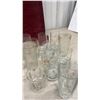 Image 4 : 5 Square Glass Storage Canisters, Assorted Drinking Glasses, Tumblers, and More