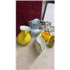 Image 9 : Assorted Ceramic Pitchers, Creamers, Gravy Boat, Gold-Trimmed Floral and More