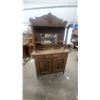 Image 1 : Antique Victorian Quarter-Sawn Oak Sideboard with Carved Pediment, Mirror, and Turned Columns