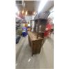 Image 7 : Antique Victorian Quarter-Sawn Oak Sideboard with Carved Pediment, Mirror, and Turned Columns