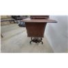 Image 6 : Antique National "Vertical Feed" Treadle Sewing Machine in Oak Cabinet, Circa 1890s-1910s