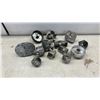Image 4 : Vintage Tin and Aluminum Cookie Cutters, Cookie Press & More